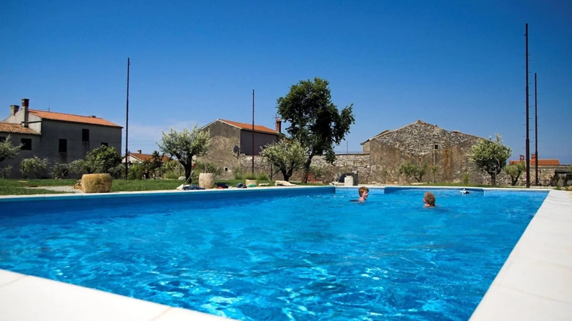Marceta Apartment 4 - Pool And Big Garden Fažana